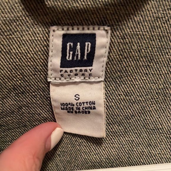 Gap Factory denim jean jacket - size small - Picture 2 of 3